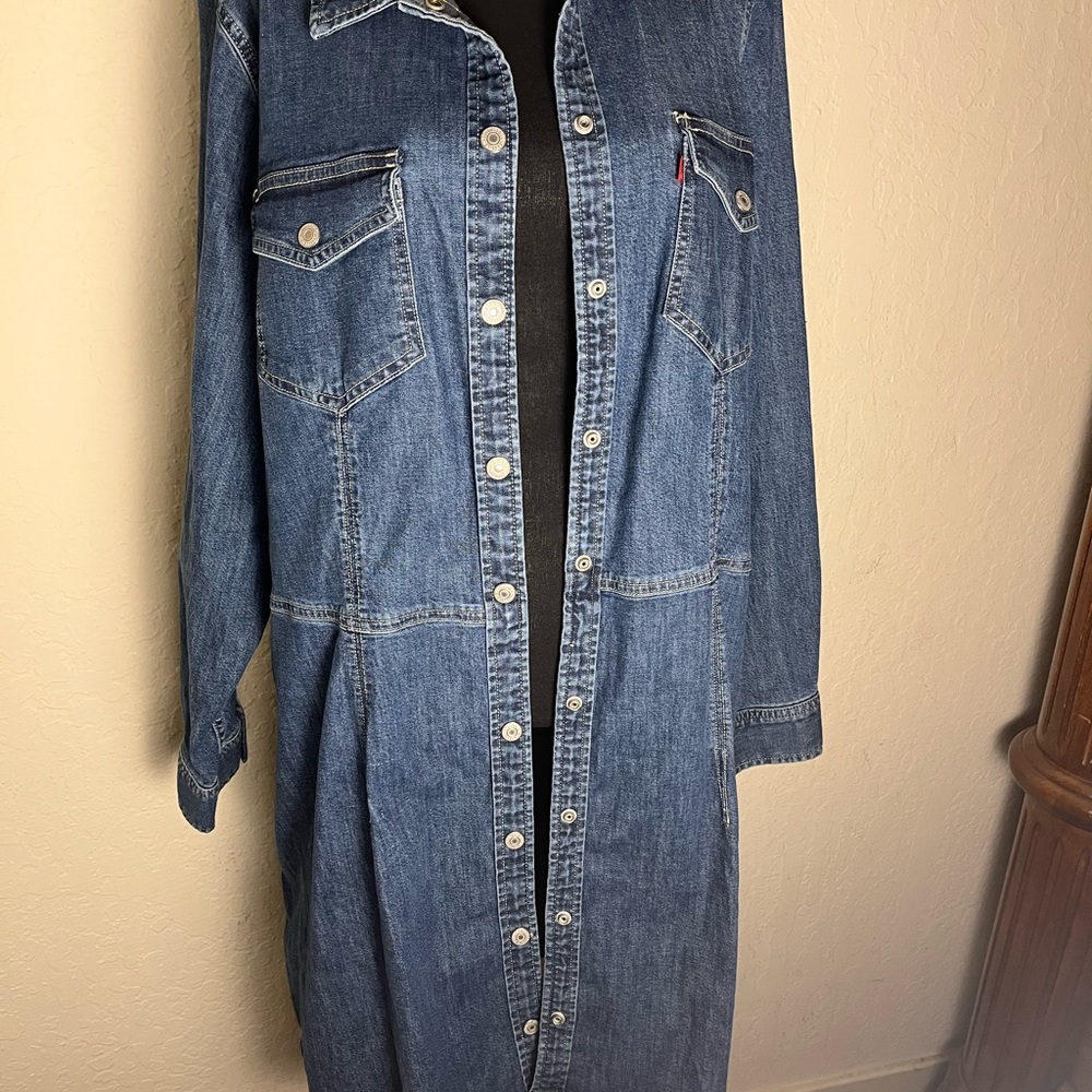 Levi's Blue Denim Long Sleeve Dress and/or Light Weight Coat in 2X - Picture 4 of 10